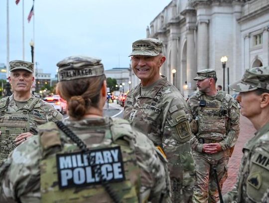 Prezydent Trump rozkazał, by żołnierze otrzymali zapłatę na czas mimo shutdownu