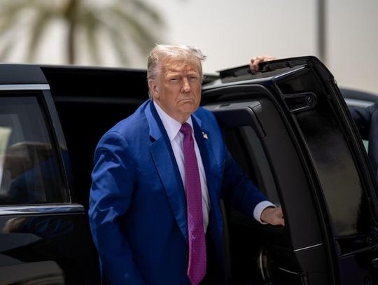 Prezydent Trump wycofał się z groźby nałożenia 50 proc. ceł na towary z UE 1 czerwca
