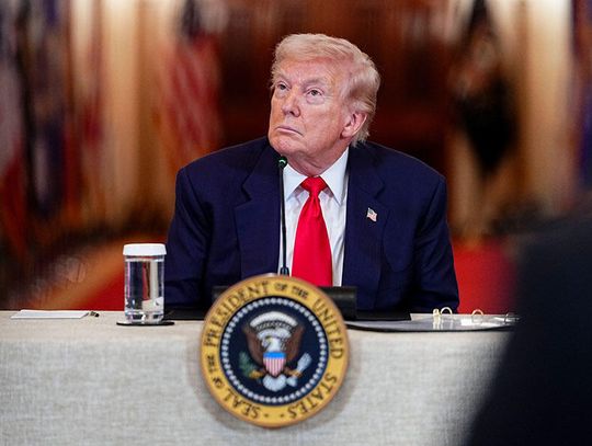 Prezydent Trump zasugerował szybkie zakończenie wojny z Iranem i przejęcie cieśniny Ormuz