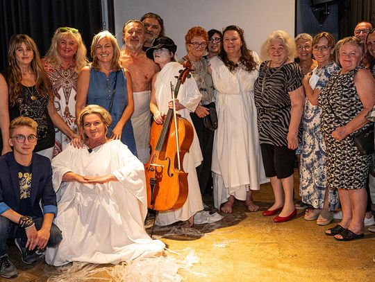 „Proces Pana Cogito” i Teatr Nasz – poetycka podróż w głąb siebie