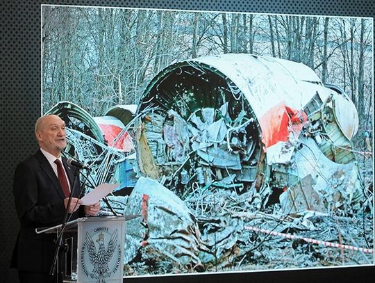 Prokuratura: dwa śledztwa w sprawie nieprawidłowości w podkomisji smoleńskiej