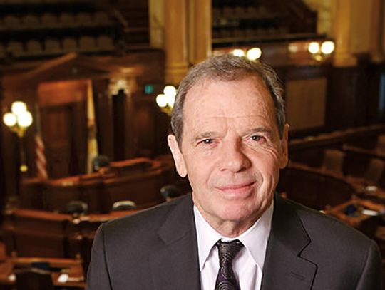 Przewodniczący Senatu Illinois John Cullerton zamierza przejść na emeryturę