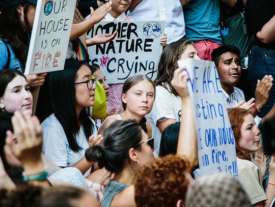 Przy siedzibie ONZ protest klimatyczny z Gretą Thunberg na czele (ZDJĘCIA)