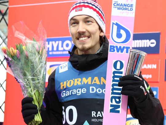 PŚ w skokach - 11. miejsce Wąska, zwycięstwo Norwega Forfanga w Lake Placid