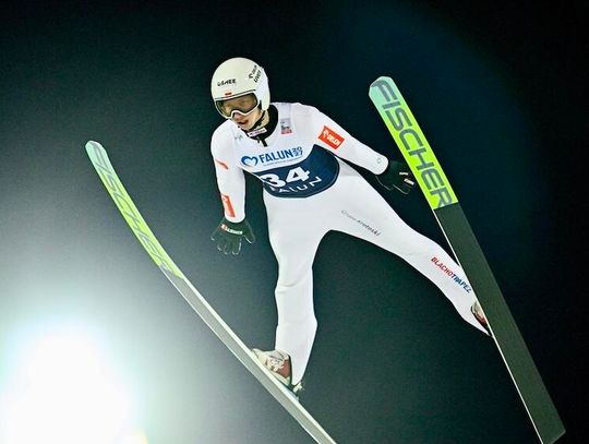 PŚ w skokach - Kacper Tomasiak zajął 18. miejsce, Słoweniec Lanisek wygrał w Ruce