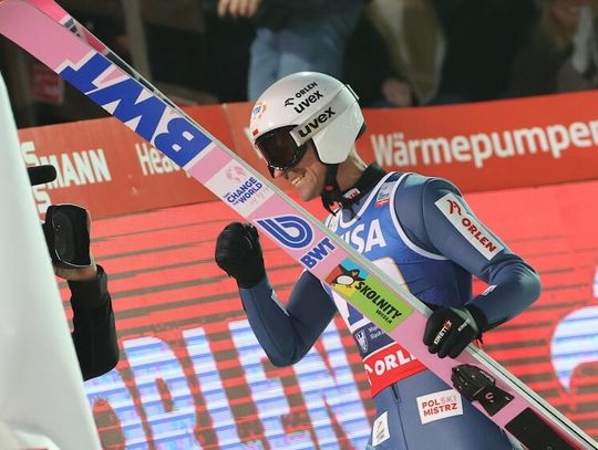 PŚ w skokach – Żyła 14. w Wiśle, zwycięstwo Słoweńca Prevca