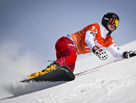 PŚ w snowboardzie - Kwiatkowski wygrał slalom gigant równoległy