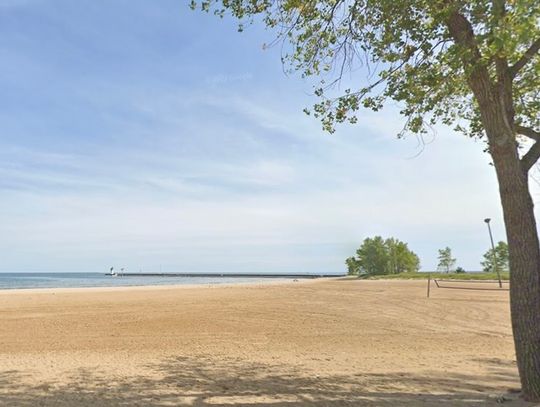 Ręka znaleziona na plaży Waukegan wiązana z morderstwem 19-latki z Wisconsin