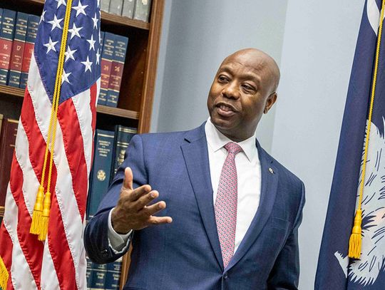 Republikański senator Tim Scott ogłosił, że wystartuje w prawyborach na prezydenta w 2024 r.