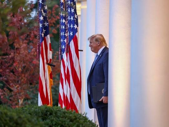 Reuters: poparcie dla Trumpa spadło do poziomu najniższego w historii i wynosi 32 proc.