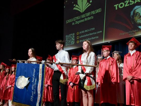 Rozdanie dyplomów w Szkole Języka i Kultury Polskiej im. Zbigniewa Herberta