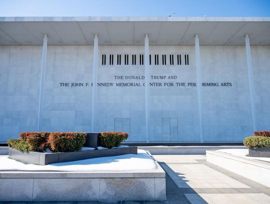 Sąd nakazał usunięcie nazwiska Trumpa z Kennedy Center