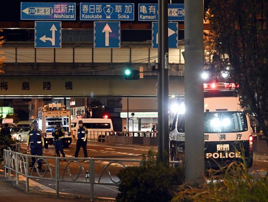 Samochód wjechał w pieszych w Tokio; dwie osoby bez oznak życia, kilkoro rannych