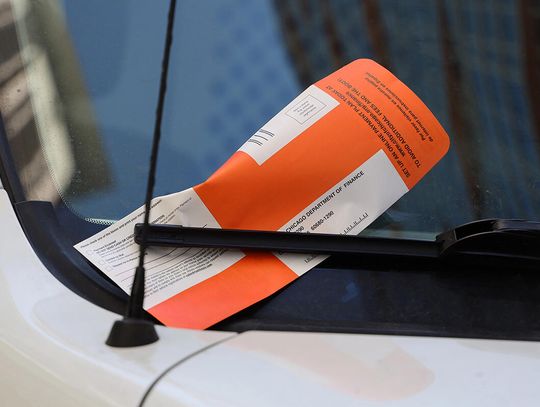 Sędzia uznał, że miasto zawyżało opłaty za mandaty i inne wykroczenia