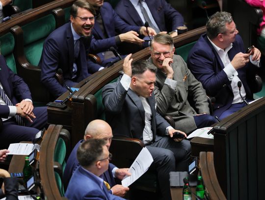 Sejm nie uchylił immunitetu Sławomirowi Mentzenowi w związku z użyciem racy na Marszu Niepodległości