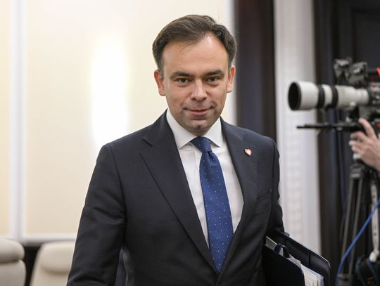 Sejm odrzucił wniosek o wotum nieufności wobec ministra Domańskiego; Tusk chce, by został wicepremierem