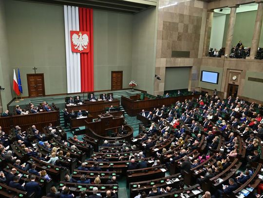 Sejm przyjął uchwałę w sprawie Trybunału Konstytucyjnego