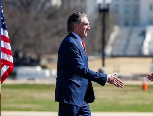 Sekretarz Burgum: kraje wschodniej Europy są bliżej Trumpa niż tradycyjni sojusznicy