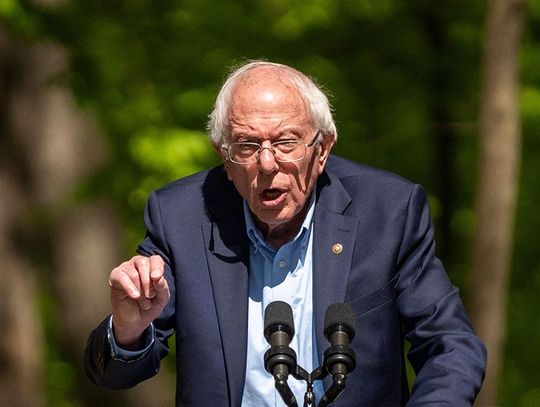 Senator Bernie Sanders: Harris powinna przedstawić plan wsparcia klasy pracującej