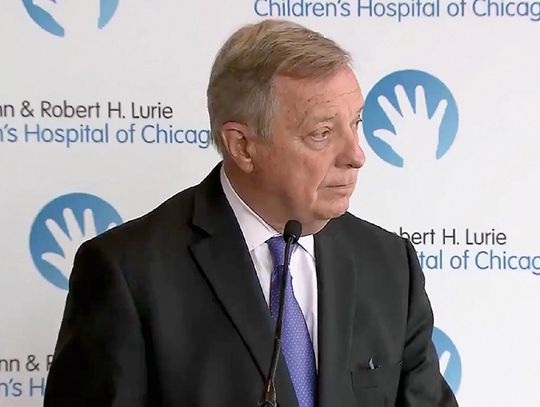 Senator Durbin wzywa FDA do działania w związku z niebezpiecznym wapowaniem