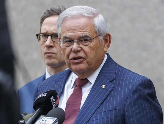 Senator Menendez uznany za winnego przyjmowania łapówek