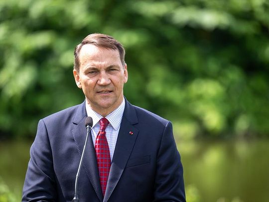 Sikorski: bardzo dobrze, że Ukraińcy zaskakują, a Putin nie wie, skąd przyjdzie następne uderzenie