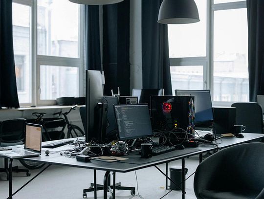 Śląski biznes wrzuca wyższy bieg. Gdzie ulokować firmę w Katowicach, żeby zespół cię nie znienawidził?