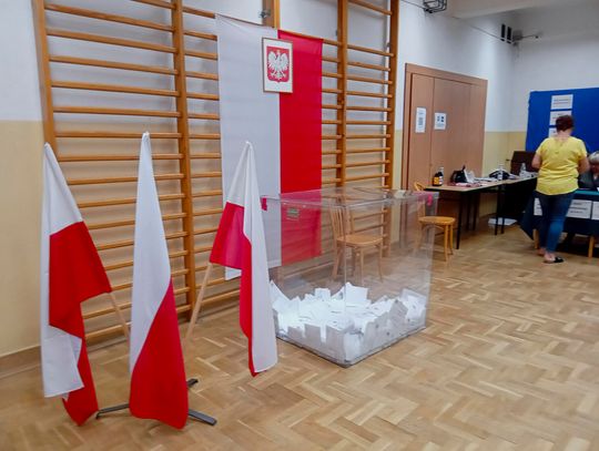 SN: karty wyborcze z 13 obwodowych komisji w kraju zostaną zweryfikowane