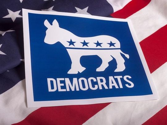 Sondaż: Demokraci z najniższym wskaźnikiem poparcia od 35 lat