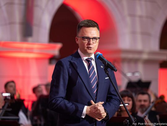 Sondaż dla Radia Zet: ponad 80 proc. Polaków nie ufa Szymonowi Hołowni