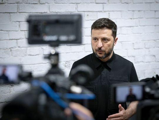 Sondaż Gallupa: Zełenski dwa razy bardziej popularny w USA niż Trump