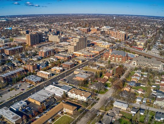 Spacerkiem z drinkiem po centrum Arlington Heights