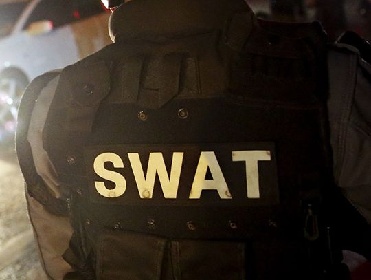 Mężczyzna aresztowany po akcji SWAT w Portage Park