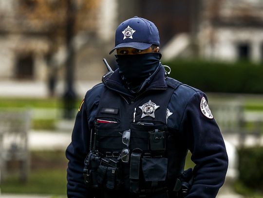 Strzelanina w biały dzień na kampusie University of Chicago