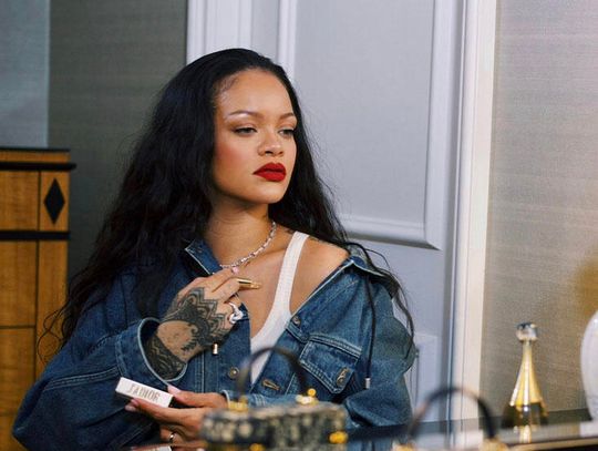 Strzały w stronę rezydencji Rihanny, jedna z kul przebiła ścianę