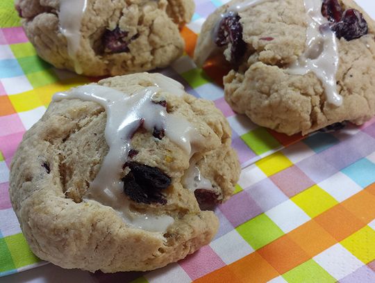 Świat na talerzu Piotra. Wielkanocne scones