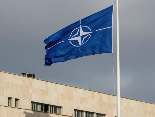 Szef MON: jesteśmy w stałym kontakcie z NATO