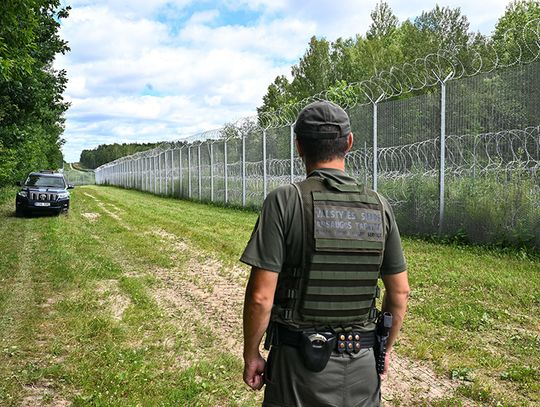 Szefowie MON i MSWiA: wzmocniono koordynację działań ws. wschodniej granicy; jest mniej prób jej przejścia