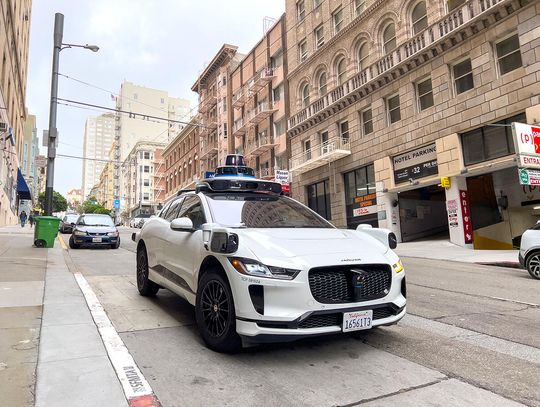 Taksówki bez kierowców w Illinois? Ustawodawcy szykują pilotaż