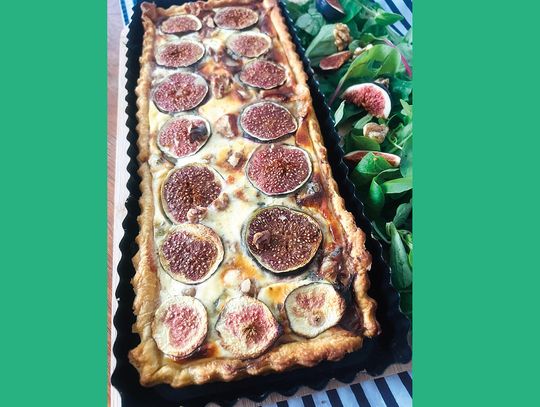 Tarta z konfiturą cebulową i figami