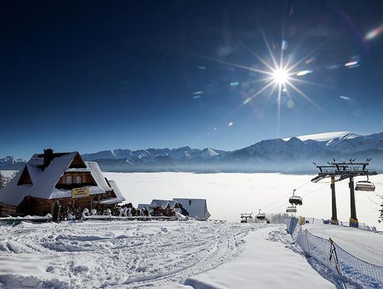 Tatry. Czwarty stopień zagrożenia lawinowego, jest ekstremalnie niebezpiecznie