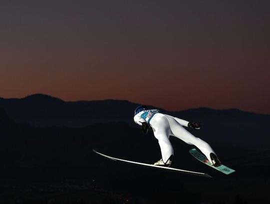 TCS - pięciu Polaków awansowało do konkursu w Oberstdorfie TCS - pięciu Polaków awansowało do konkursu w Oberstdorfie