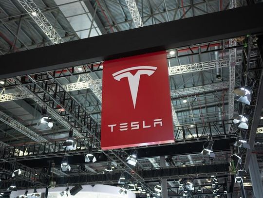 Tesla straciła pozycję lidera w sprzedaży aut elektrycznych na rzecz chińskiego BYD