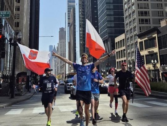 Tomasz Sobania przebiegł 50 maratonów w 49 dni w USA