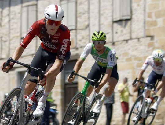 Tour de France - niedzielny etap skrócony z powodu upałów
