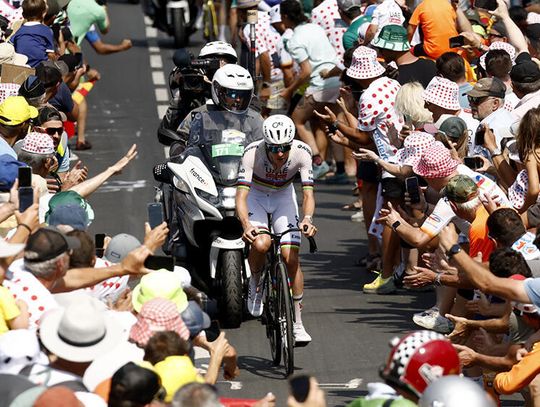 Tour de France - Pogacar znów liderem po samodzielnej ucieczce na 6. etapie