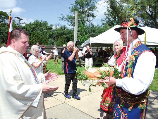 Tradycja wsi polskiej w Chicago. Dożynki Związku Klubów Polskich