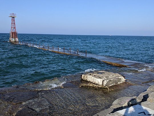 Tragiczny weekend na jeziorze Michigan – utonęło dwoje dzieci