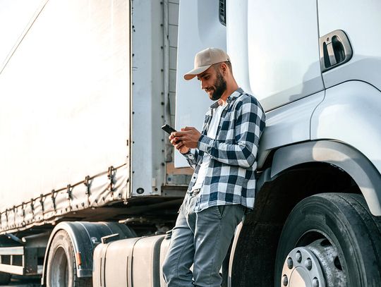 Truckerzy oczami i uszami Ameryki: bohater za kierownicą uratował kobietę przed porywaczem