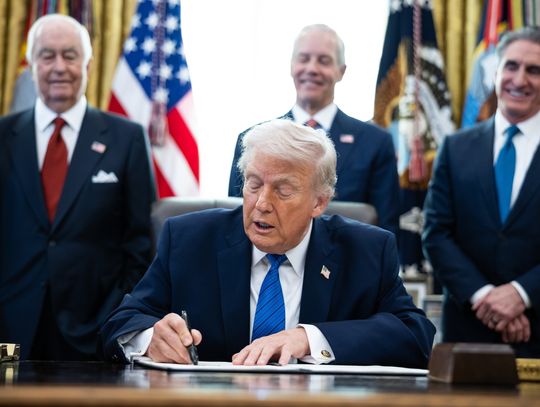 Trump: będą wyścigi samochodowe IndyCar w Waszyngtonie z okazji 250-lecia niepodległości